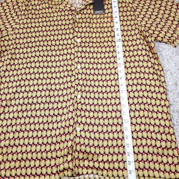 Levi's Cubano Short Sleeve Button Front Shirt All Over Cactus Print Yellow Large - Picture 11 of 11